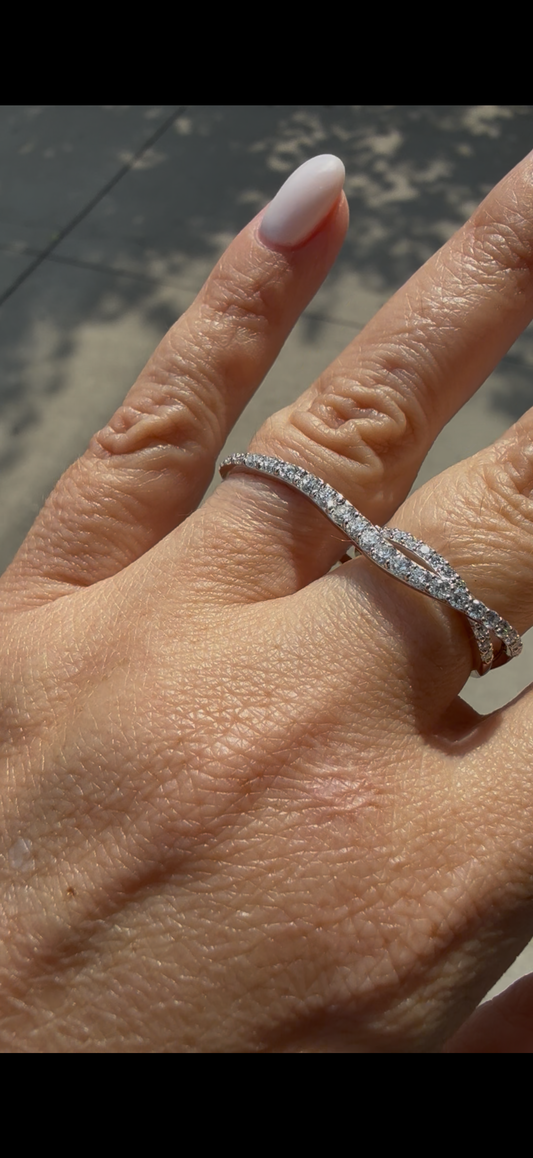 Diamond Wave Two finger Ring
